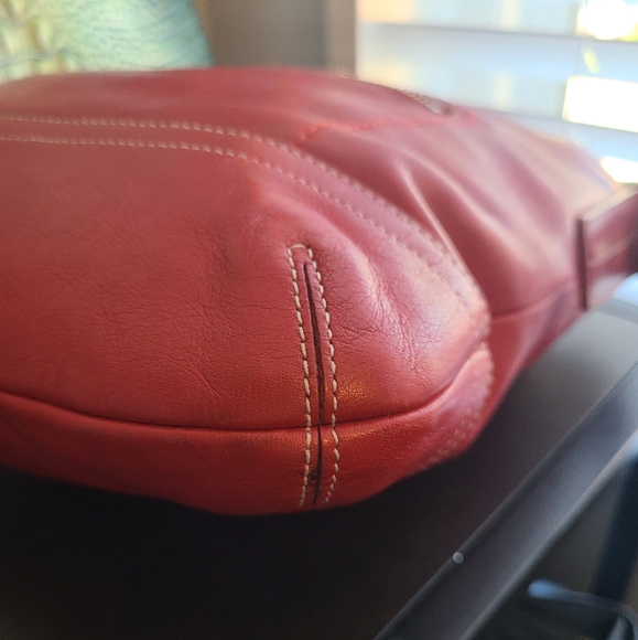Vtg Coach Slim Duffle Red- No 1415 - Picture 5 of 16